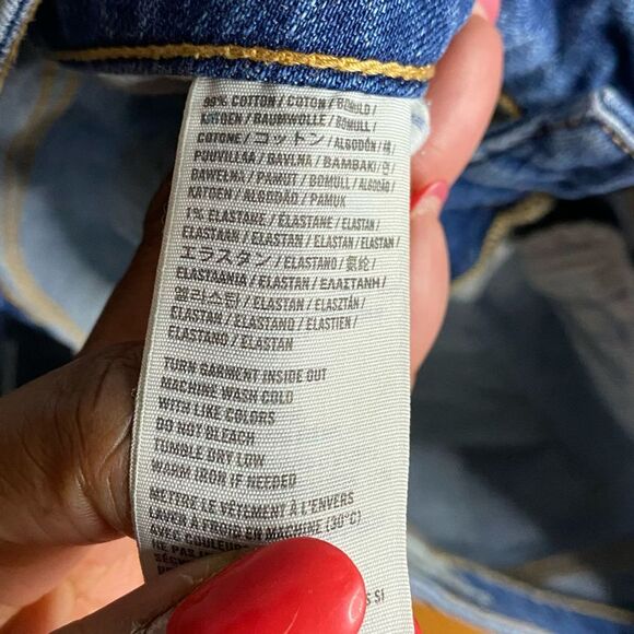 Abercrombie & Fitch Women's Medium Indigo Distressed Mini Shorts - Picture 4 of 6